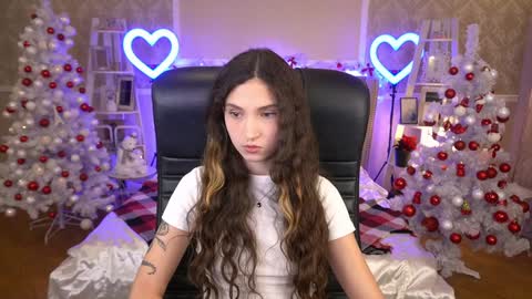 Sasha online show from December 2024 08:01:02 PM