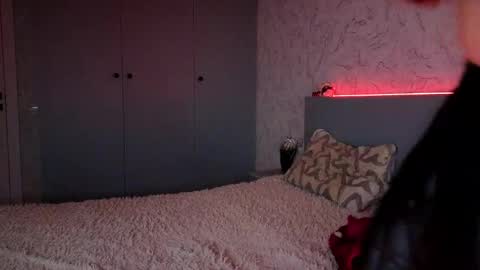 Snapshot of babyforyou2025 chatting on November 2025 03:04:01 PM Mila online show from November 2025 03:04:01 PM