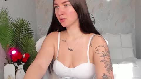 Snapshot of babyisperfect chatting on September 2025 03:22:01 AM Sophia online show from September 2025 03:22:01 AM