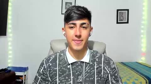 Snapshot of babymaik chatting on October 2025 08:31:01 PM babymaik online show from October 2025 08:31:01 PM