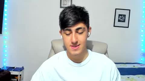 Snapshot of babymaik chatting on November 2025 09:04:01 PM babymaik online show from November 2025 09:04:01 PM