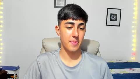 Snapshot of babymaik chatting on November 2025 05:13:02 AM babymaik online show from November 2025 05:13:02 AM