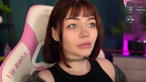 Snapshot of babyroxynill chatting on October 2025 09:46:01 PM Nika online show from October 2025 09:46:01 PM