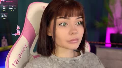 Snapshot of babyroxynill chatting on October 2025 09:34:02 PM Nika online show from October 2025 09:34:02 PM