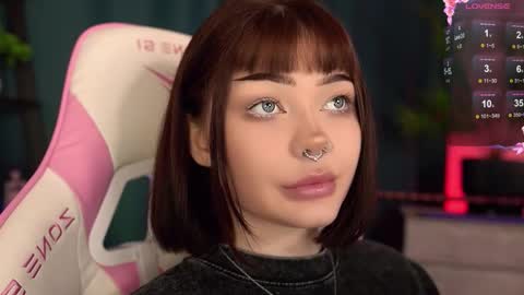 Snapshot of babyroxynill chatting on October 2025 09:36:01 PM Nika online show from October 2025 09:36:01 PM