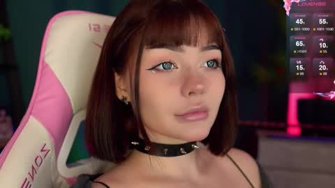 Snapshot of babyroxynill chatting on October 2025 06:16:02 AM Nika online show from October 2025 06:16:02 AM