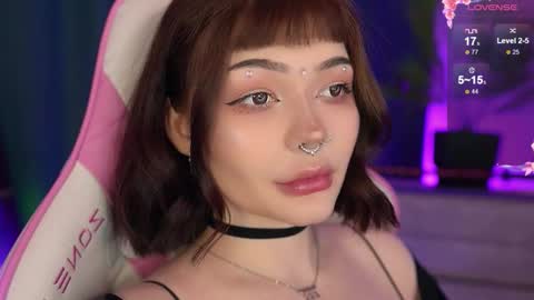 Snapshot of babyroxynill chatting on November 2025 09:13:02 PM Nika online show from November 2025 09:13:02 PM