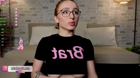 Snapshot of babyyyluna chatting on October 2025 02:19:02 AM BabyyyLuna online show from October 2025 02:19:02 AM