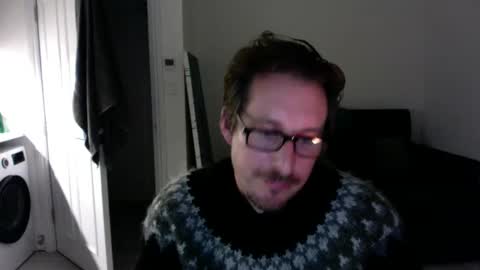 Snapshot of bad_dad43 chatting on October 2025 10:09:01 PM Bad dad43 online show from October 2025 10:09:01 PM