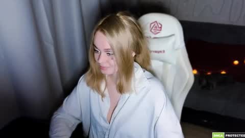 Snapshot of bad_girl009 chatting on October 2025 01:53:02 AM Lin online show from October 2025 01:53:02 AM