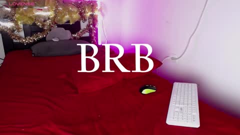 Angeles online show from December 2024 01:04:02 AM