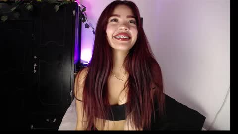 Angeles online show from February 2025 01:52:01 AM