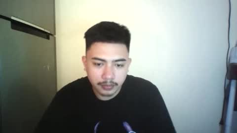 Snapshot of badboy_hanns chatting on October 2025 04:59:02 PM HANNS online show from October 2025 04:59:02 PM