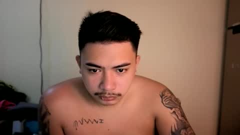 Snapshot of badboy_hanns chatting on October 2025 12:55:02 AM HANNS online show from October 2025 12:55:02 AM