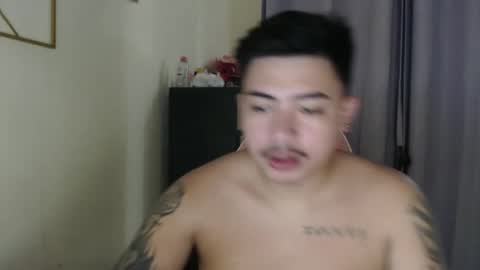 Snapshot of badboy_hanns chatting on October 2025 10:05:02 AM HANNS online show from October 2025 10:05:02 AM