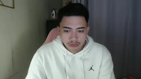 Snapshot of badboy_hanns chatting on November 2025 01:10:01 PM HANNS online show from November 2025 01:10:01 PM