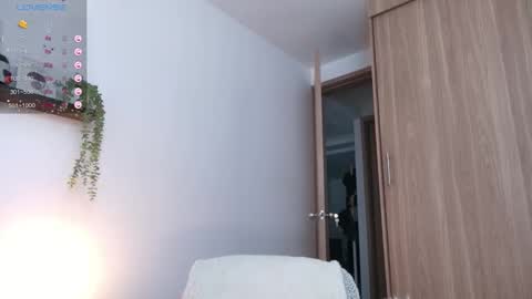 jhojan online show from October 2025 09:55:01 PM