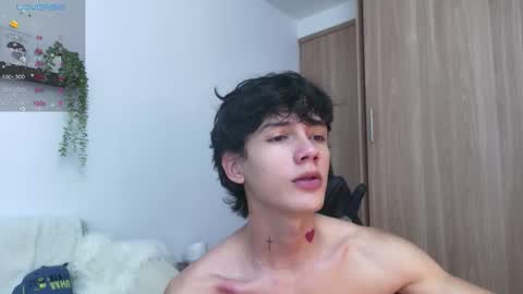 jhojan online show from October 2025 09:57:01 PM