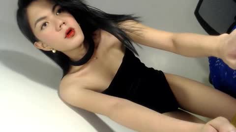 Hello  im your lovely Cheska online show from January 2025 01:36:01 PM