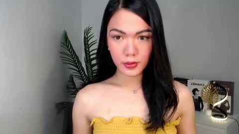 Hello  im your lovely Cheska online show from January 2025 10:18:01 PM