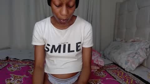 baddie_caramell online show from October 2025 07:21:01 PM