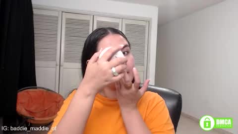 want custom text me through my snap 3  online show from October 2025 06:47:01 AM