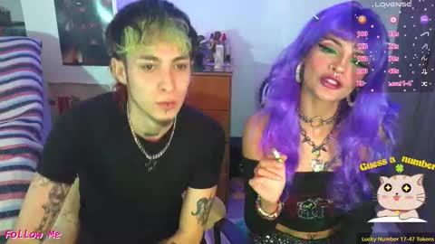 Snapshot of badeyes_crazylilgoat chatting on November 2025 08:40:02 PM Dan Lila online show from November 2025 08:40:02 PM