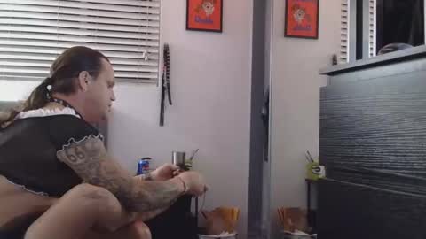 Snapshot of badguyzbi chatting on November 2025 11:25:01 AM Brian online show from November 2025 11:25:01 AM