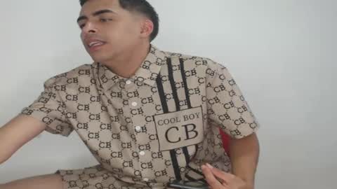 Juan Help us reach 100 likes online show from December 2024 07:14:01 PM