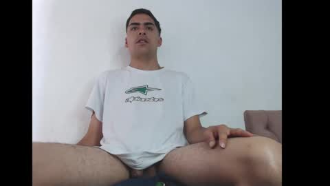 Juan Help us reach 100 likes online show from January 2025 04:08:02 PM