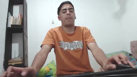 Juan Help us reach 100 likes online show from January 2025 09:51:02 PM