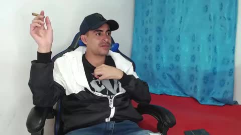 Juan Help us reach 100 likes online show from March 2025 02:51:02 AM