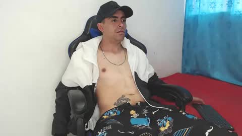 Juan Help us reach 100 likes online show from March 2025 03:49:01 PM