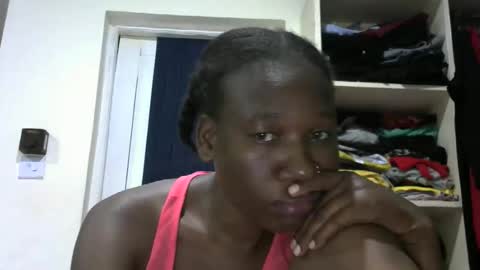 Snapshot of baevee chatting on October 2025 12:21:02 AM baevee online show from October 2025 12:21:02 AM