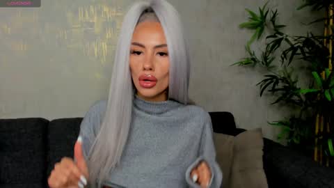 Snapshot of bailey_rush chatting on March 2025 12:15:01 PM bailey_rush online show from March 2025 12:15:01 PM