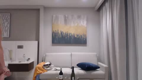 Snapshot of baingram1 chatting on December 2024 06:09:01 AM Happy Girl online show from December 2024 06:09:01 AM