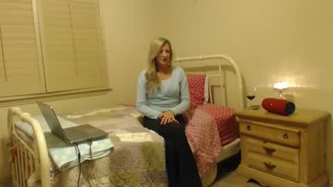 Snapshot of baingram1 chatting on January 2025 05:11:01 AM Happy Girl online show from January 2025 05:11:01 AM