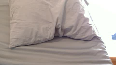 ballicker1957 online show from September 2025 12:30:01 PM