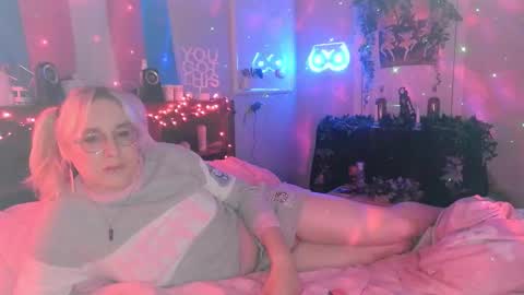 Bambi Sparkles TS online show from February 2025 01:06:01 PM