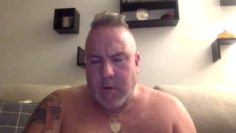 Snapshot of banana5289 chatting on October 2025 09:17:01 AM banana5289 online show from October 2025 09:17:01 AM