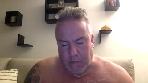 Snapshot of banana5289 chatting on November 2025 09:41:01 AM banana5289 online show from November 2025 09:41:01 AM