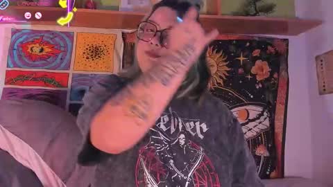 Ana  online show from October 2025 08:07:02 PM