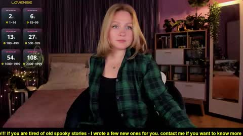 Snapshot of bananarum chatting on October 2025 02:30:02 PM Allie online show from October 2025 02:30:02 PM