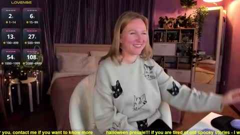 Snapshot of bananarum chatting on October 2025 11:34:01 PM Allie online show from October 2025 11:34:01 PM