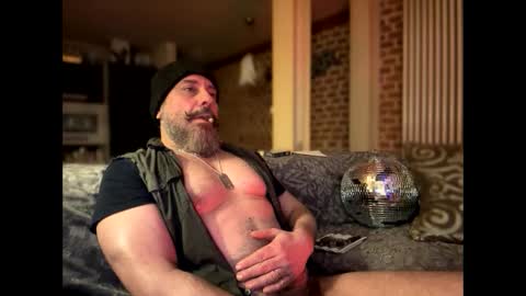 Military man 69 online show from February 2025 08:31:01 PM