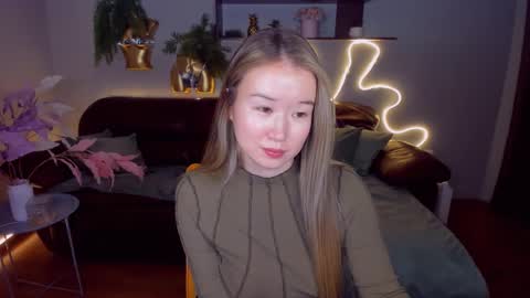 Snapshot of barbaramiles chatting on February 2025 01:16:01 PM Barbara online show from February 2025 01:16:01 PM