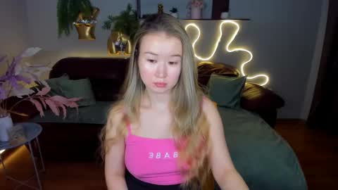 Snapshot of barbaramiles chatting on February 2025 09:56:01 AM Barbara online show from February 2025 09:56:01 AM