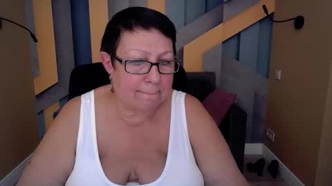 Snapshot of barbaraturners chatting on October 2025 07:03:02 PM barbaraturners online show from October 2025 07:03:02 PM