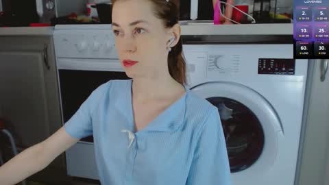 Snapshot of barbarian_girl chatting on November 2025 04:51:01 PM Amina online show from November 2025 04:51:01 PM