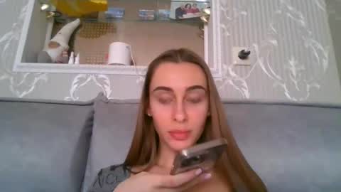 Kate online show from February 2025 10:10:02 AM